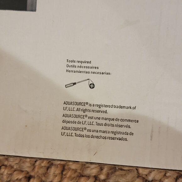 New, Smooth Close White Toilet Seat E Elongated 18.7" AquaSource Easy Install - Picture 14 of 16